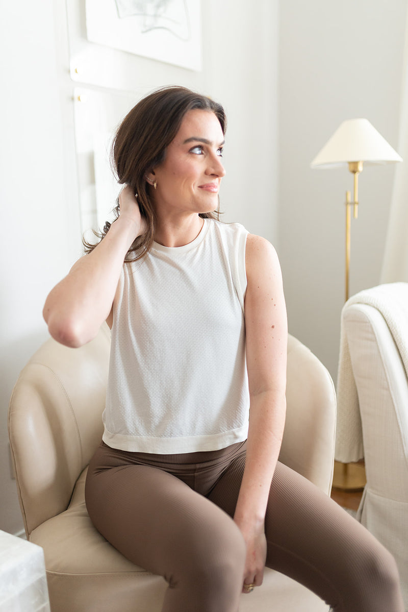 Page Seamless Crop Tank